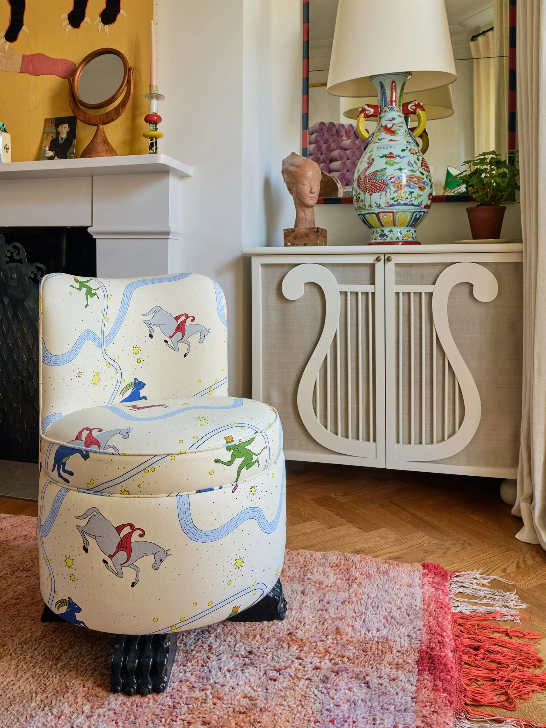 Aslan Stool - Image 11
