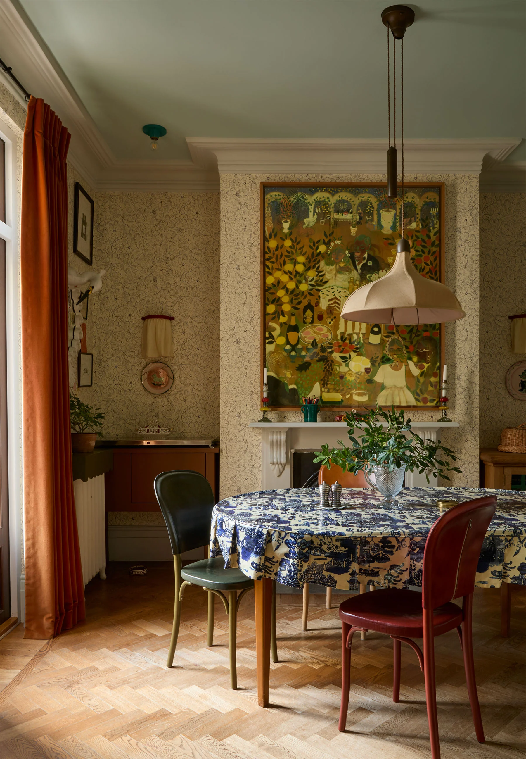 Brass Snowdrop Rise and Fall Light - Image 2