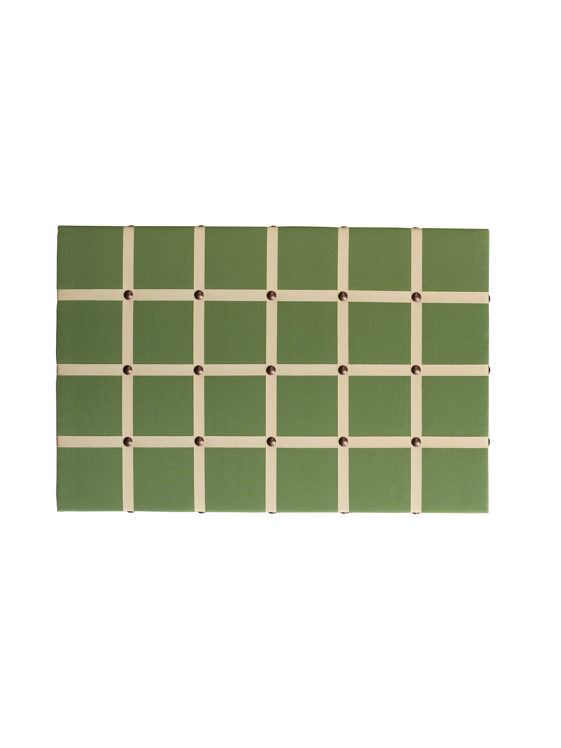 Courtyard Trellis Pinboard - Image 5