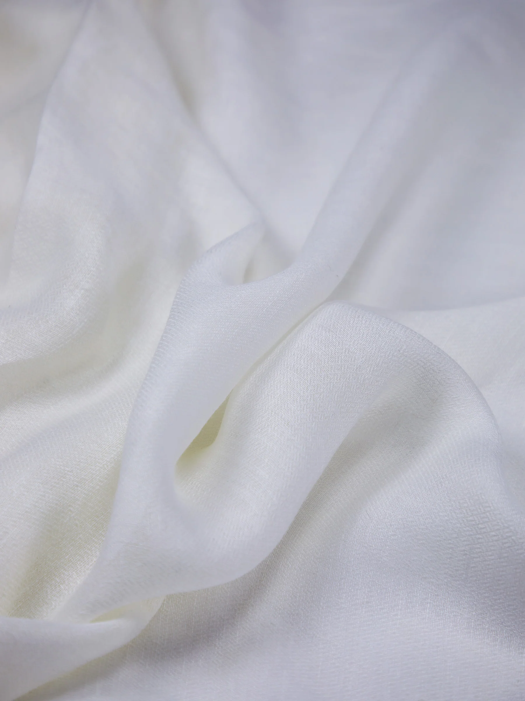 Double Width Sheer Milk - Image 5