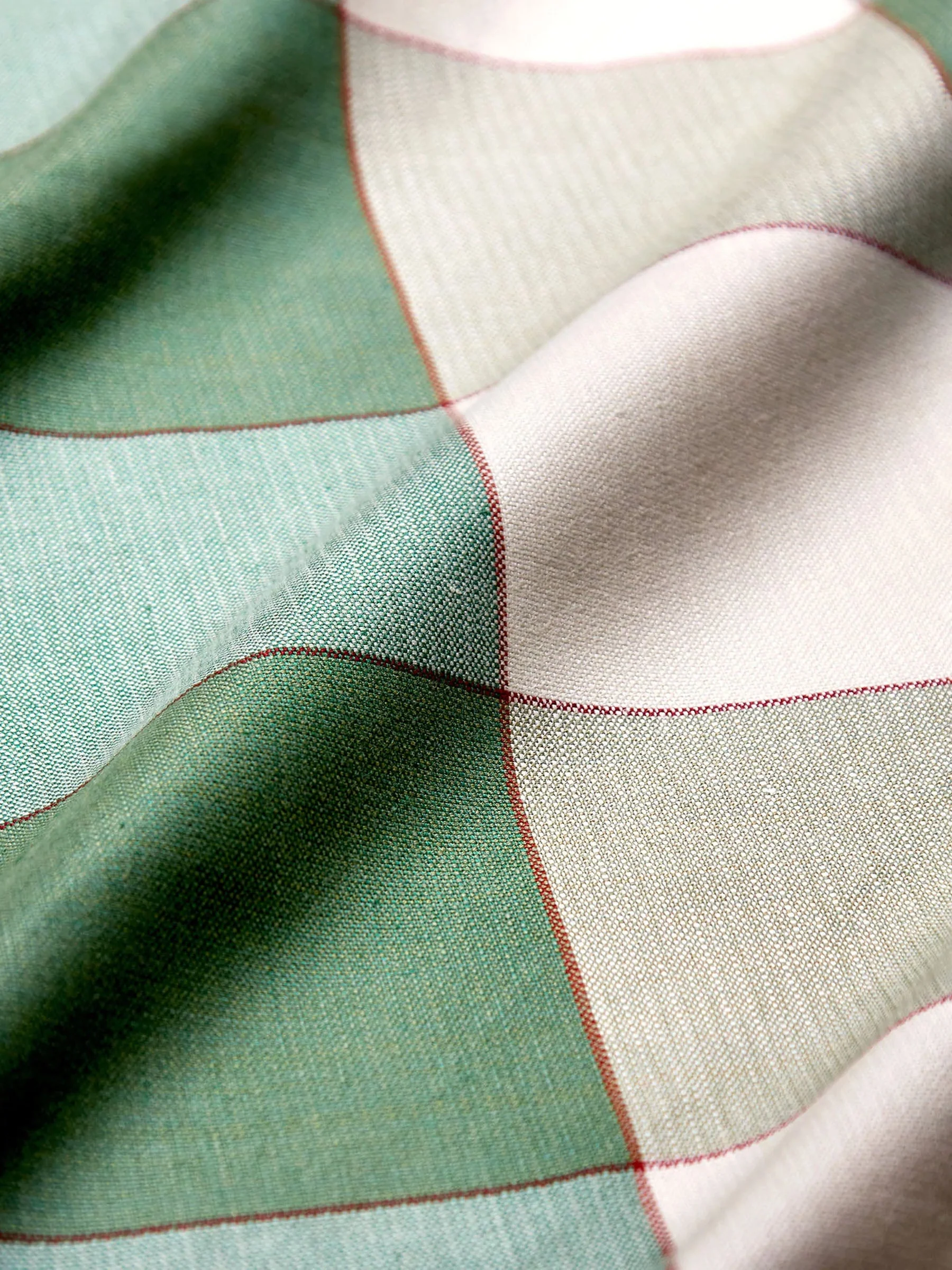 Jumbo Gingham Clover - Image 4