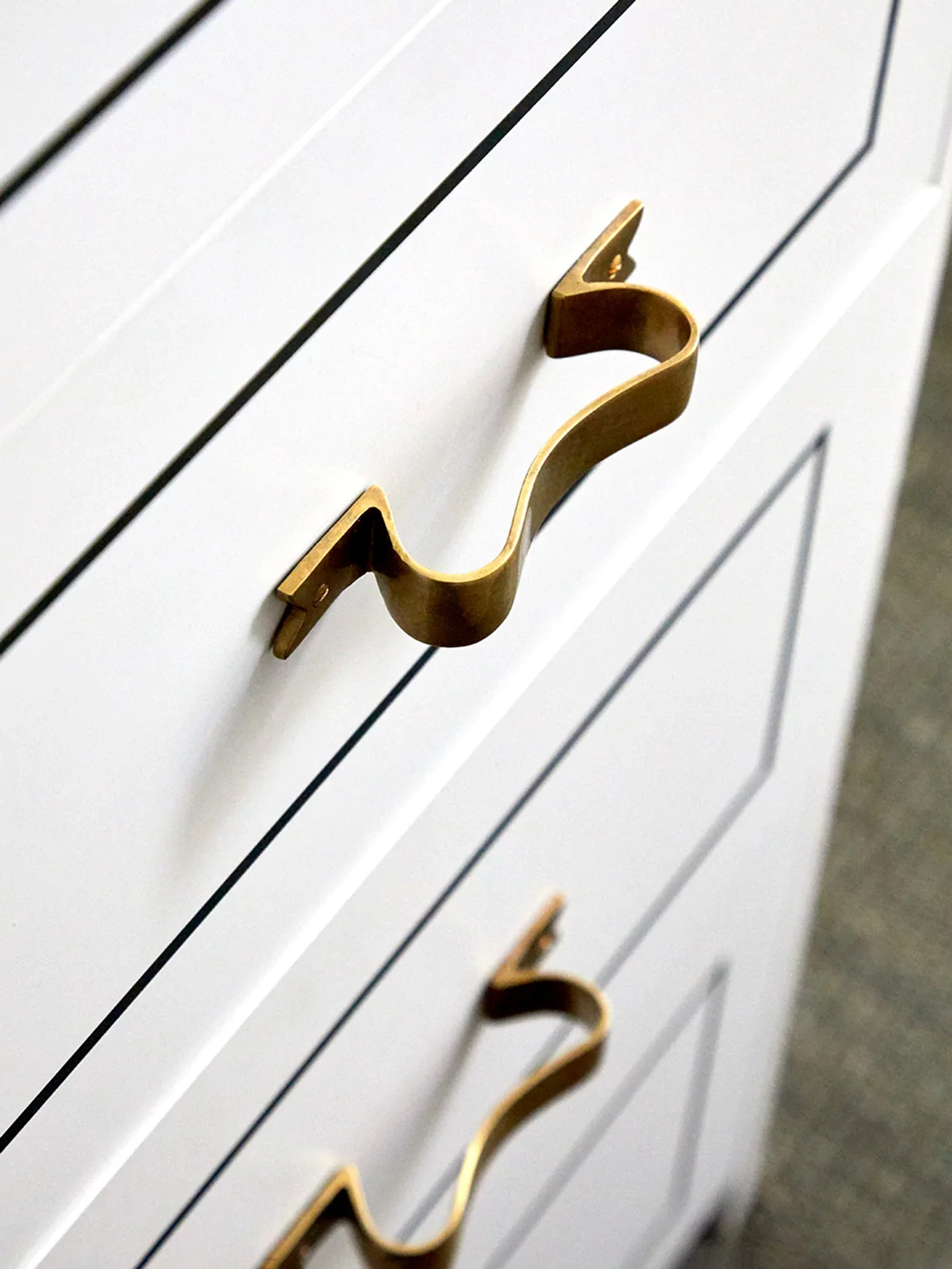 The Bow Handle - Image 7