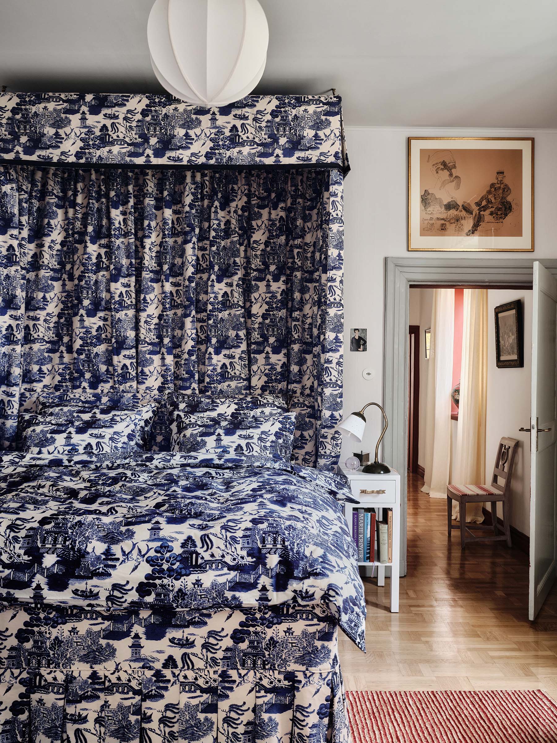 Willow Ink Duvet Cover - Image 2